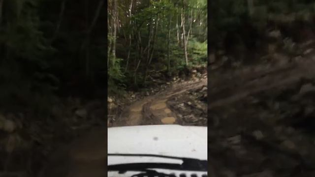 УАЗ Патриот. Дорога к водопадам реки Жане смотреть онлайн