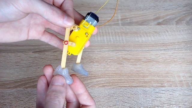 Как сделать робота? / How to make a robot? смотреть онлайн