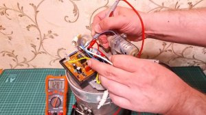 Ремонт термопота POLARIS PWP 3215. Постоянно включен режим кипячения, но вода не греется.