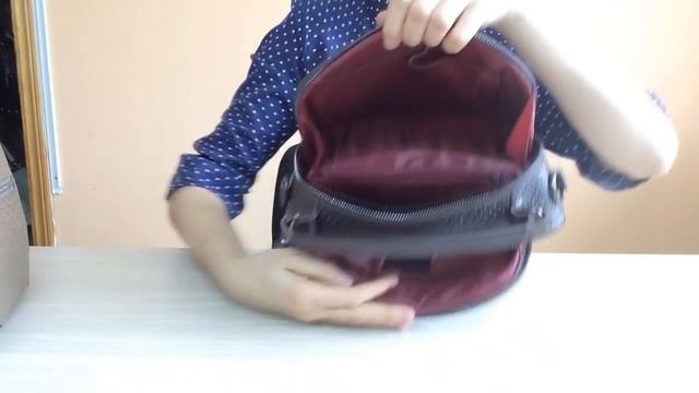 0+ Сумочка женская КРОСС-БОДИ - сумка саквояж. Покупайте на ONLYSKIN RU смотреть онлайн