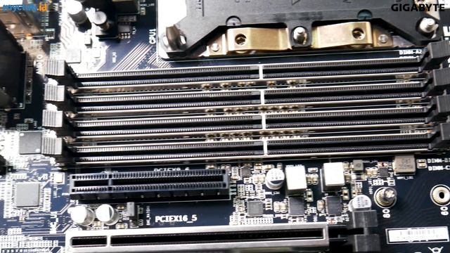 Fitur | GIGABYTE C21-SU8 | Motherboard Server смотреть онлайн