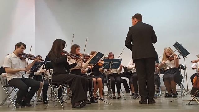 2021.12.15 Фестиваль "В ожидании Рождества" оркестр П.Гладыша, шк.Рихтера, скрипка: Афанасий Синицы смотреть онлайн