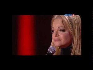 Лариса Долина - Стена