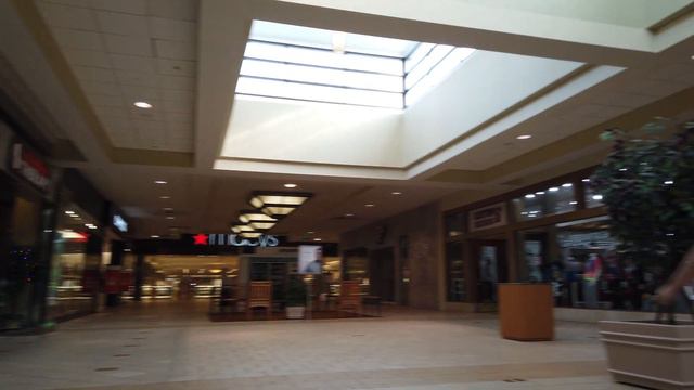 Wyoming Valley Mall (2020 Update!) - Raw & Real Retail смотреть онлайн