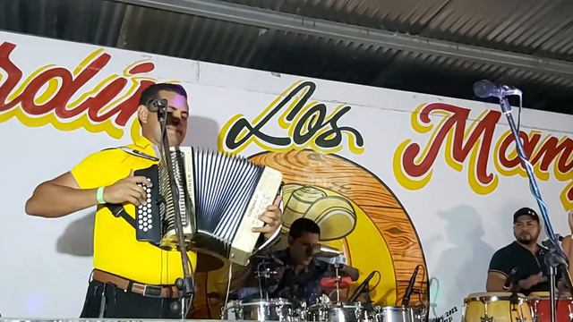 JOEL MENDOZA (LIVE) SE QUE ESTAS ARREPENTIDA смотреть онлайн