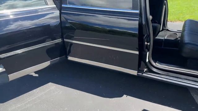 2007 Lincoln Town Car Limousine смотреть онлайн
