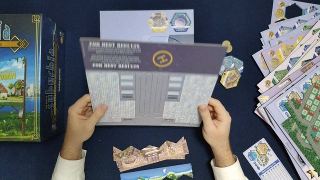 Распаковка игры Suburbia: Collector's Edition смотреть онлайн