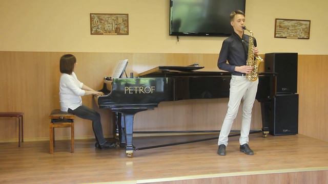 G.Gershwin Three Preludes Владислав Минеев Ирина Четвертная смотреть онлайн