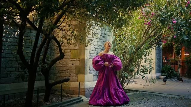 Ayçin Asan - Gitme Kal смотреть онлайн