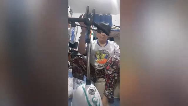 Unboxing of Garment Steamer from lazada смотреть онлайн