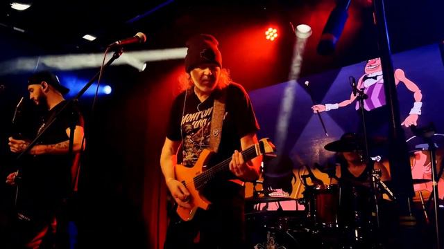 Anton Ginzburg - Poznysh Guitars MM Bass 5. Подробный Обзор