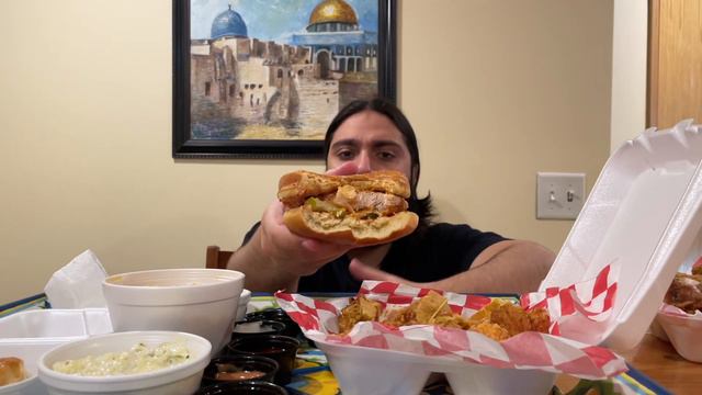 Halal Chicken & Waffles, Halal Fried Chicken, ZInger & more at Holy Buckets. Halal Food Reviews! смотреть онлайн