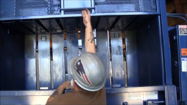 Вертикальный пресс подборщик Selco бу смотреть онлайн