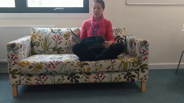 The Whisperer - read by Mrs Hastings смотреть онлайн