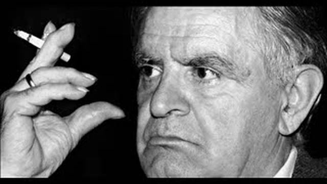 Фазиль Искандер -Жил старик со своею старушкой(читает автор). смотреть онлайн