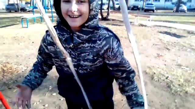 Качели из скотча/ ЛАЙФХАК смотреть онлайн