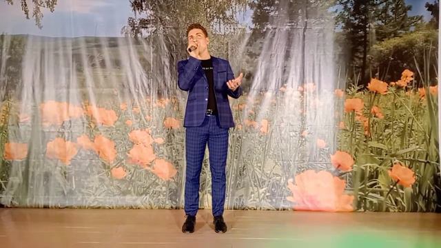 Песня "Офицеры" в исполнении Херсуна Данилы. смотреть онлайн