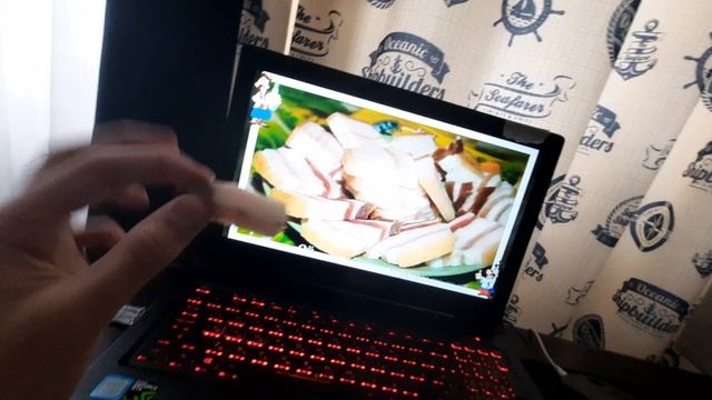 хаваю сало под "ой сало, сало, украïнське сало" *aсмр* смотреть онлайн