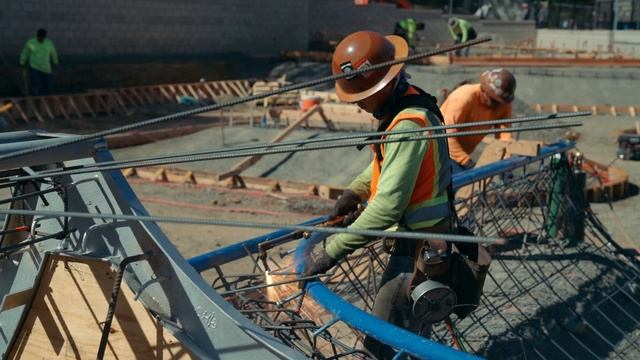 How a Skatepark is Built смотреть онлайн
