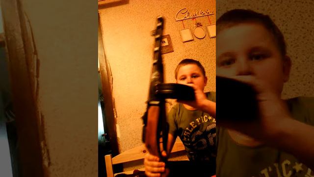 Шок подарил настоящий ППШ смотреть онлайн