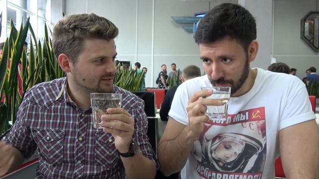 ЧТО ЕДЯТ В ЛУЧШЕМ ОФИСЕ БЕЛАРУСИ / ЛЕВ ШАГИНЯН / ДРАНИК-БУРГЕР смотреть онлайн