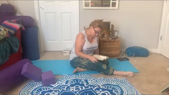 Finding Inner Peace - The Gift of Stillness Virtual Yoga Retreat 5-22-19 смотреть онлайн