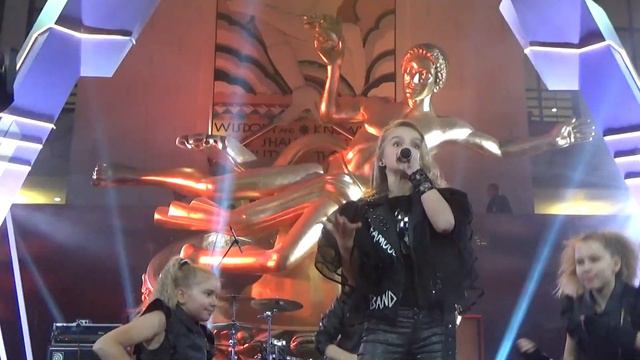 HypeGirls,Дарья Поздеева,Twins(#ЖаравKids,#Вегас,#Мякинино,28.10.18) смотреть онлайн