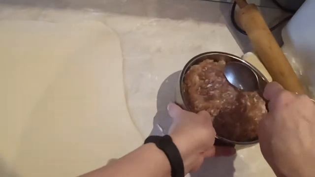 Ленивые пельмени в сливочно-чесночном соусе смотреть онлайн