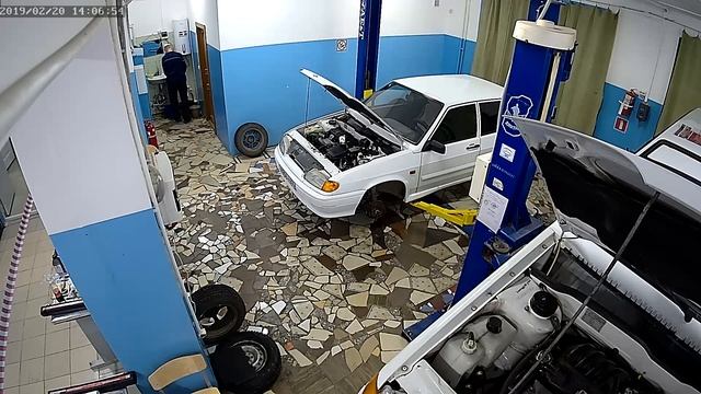 WSR Ремонт и обслуживание легковых автомобилей День 3 10 смотреть онлайн