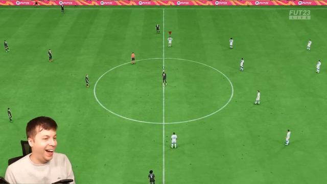 SO WE OPENED OUR GUARANTEED ICON PACKS... - FIFA 23 PACK OPENING смотреть онлайн