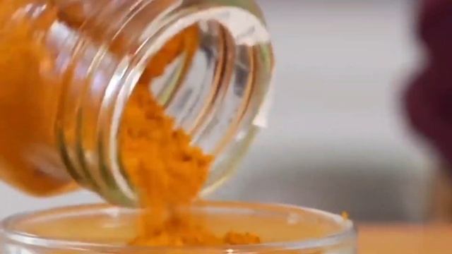 ЛЕЧЕБНЫЕ СВОЙСТВА КУРКУМЫ. ЧЕМ ПОЛЕЗНА КУРКУМА смотреть онлайн