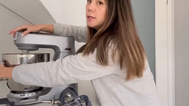 Review Of The Kenwood Titanium Chef Baker XL Stand Mixer