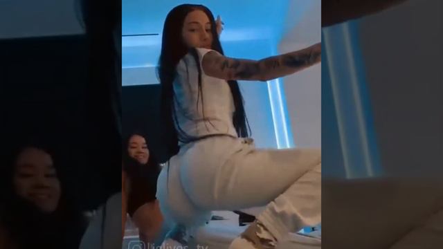 Bhad Bhabie Twerking - JOI with Metronome Beat (post time in comments) смотреть онлайн