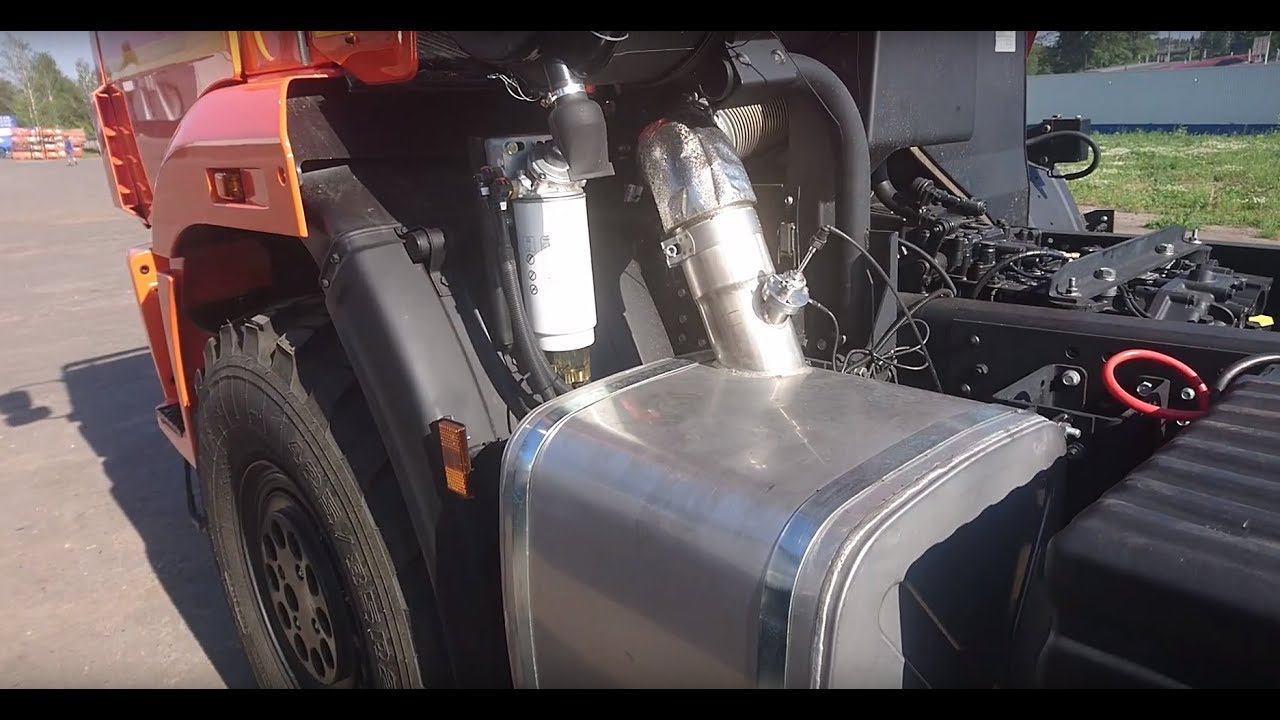 Новый Камаз 43118 шасси с мочевиной смотреть онлайн
