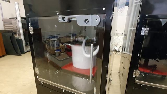 Шейкер Бултан 35 в работе с тарой весом 35 кг. смотреть онлайн