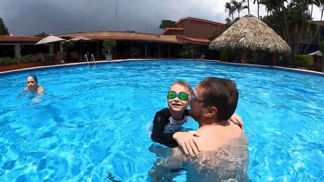 THE ONE AT THE DOUBLETREE BY HILTON SAN JOSE - Costa Rica Part Two смотреть онлайн