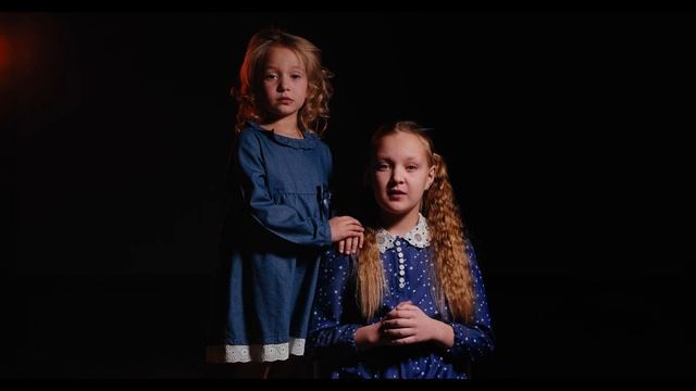 Варя и Яся Ивлевы - Мама большая и сильная, мама - храм! (А. Шуклина) смотреть онлайн