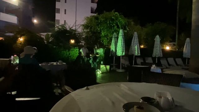 Отель Savk Hotel 4* Достойная городская четверка со своим пляжем в Алании, съемка с дрона. смотреть онлайн