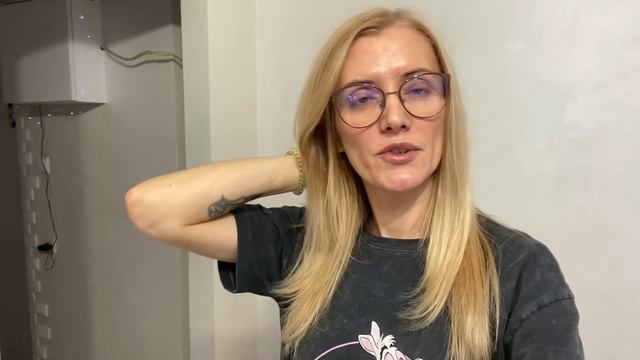 ВЛОГ Хоть бери и уходи из дома / Дистанционное обучение / Школа 2021 смотреть онлайн