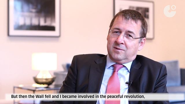 David Gill – How did the Peaceful Revolution affect your life? смотреть онлайн