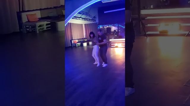#bachata#socialdance#bds#kyiv#ukraine#bachatasensual смотреть онлайн