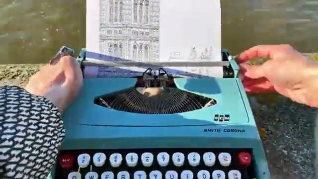 Реддитор ?в нём более 100 000 букв, цифр и знаков препинания с индивидуальными печатями! смотреть онлайн