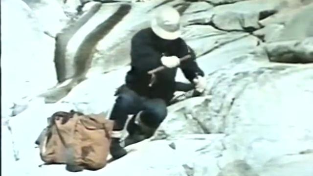 Igneous Rocks (clip) смотреть онлайн