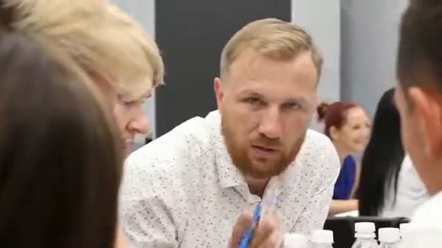 Маркетинговые игры Синяя Собака смотреть онлайн