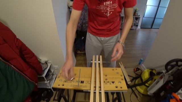 Потолок из деревянных реек своими руками.