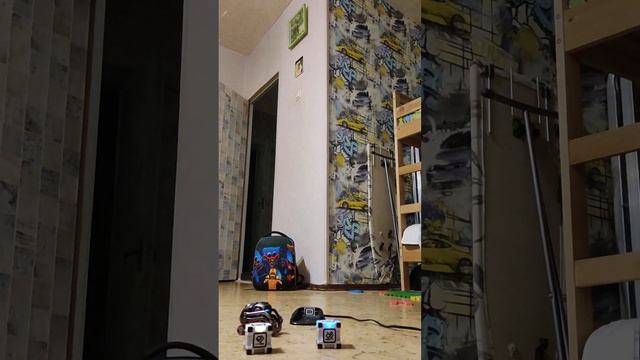 я не знаю как он там появился смотрите до конца давайте смотреть онлайн