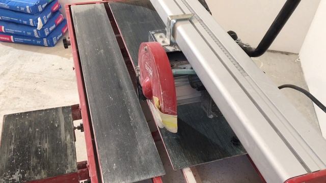 Плиткорез Elitech ПЭ 1000/92Р Обзор. Отзыв смотреть онлайн