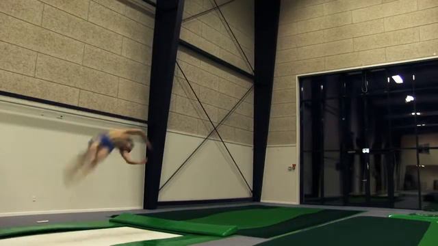 Grønlænder Lars - 2013 (Mini) смотреть онлайн