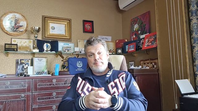 Andrey Khovratov sir смотреть онлайн