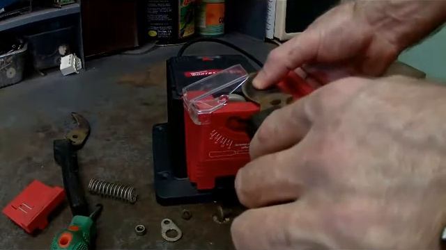 Заточка секатора на китайской многофункционалке смотреть онлайн